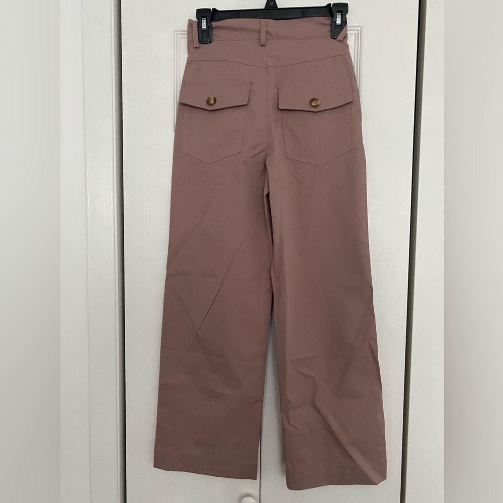 Capri Pants - Picture 2 of 2